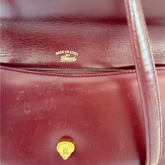 Gucci Brown Shoulder Bag with Structured Design and Gold Hardware - Picture 4 of 7